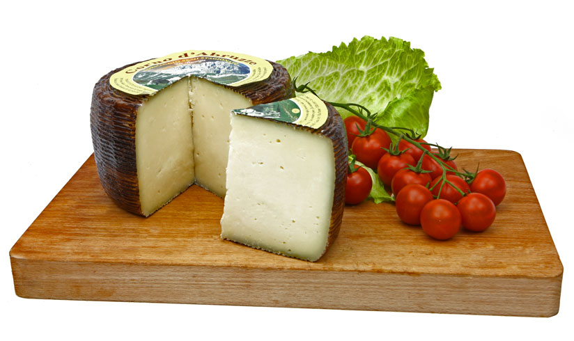De Remigis - Corno d'Abruzzo Hard Cow Cheese