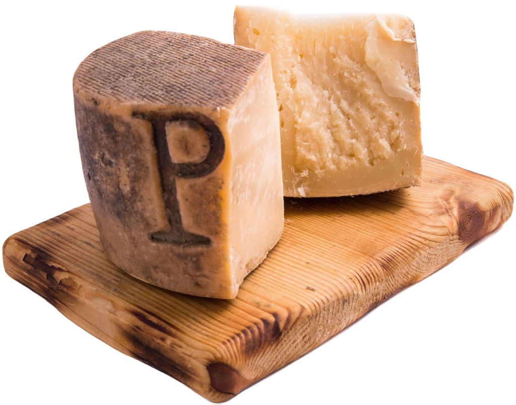 Petrucci - Vecchio Stampo Pecorino Aged in Grotto
